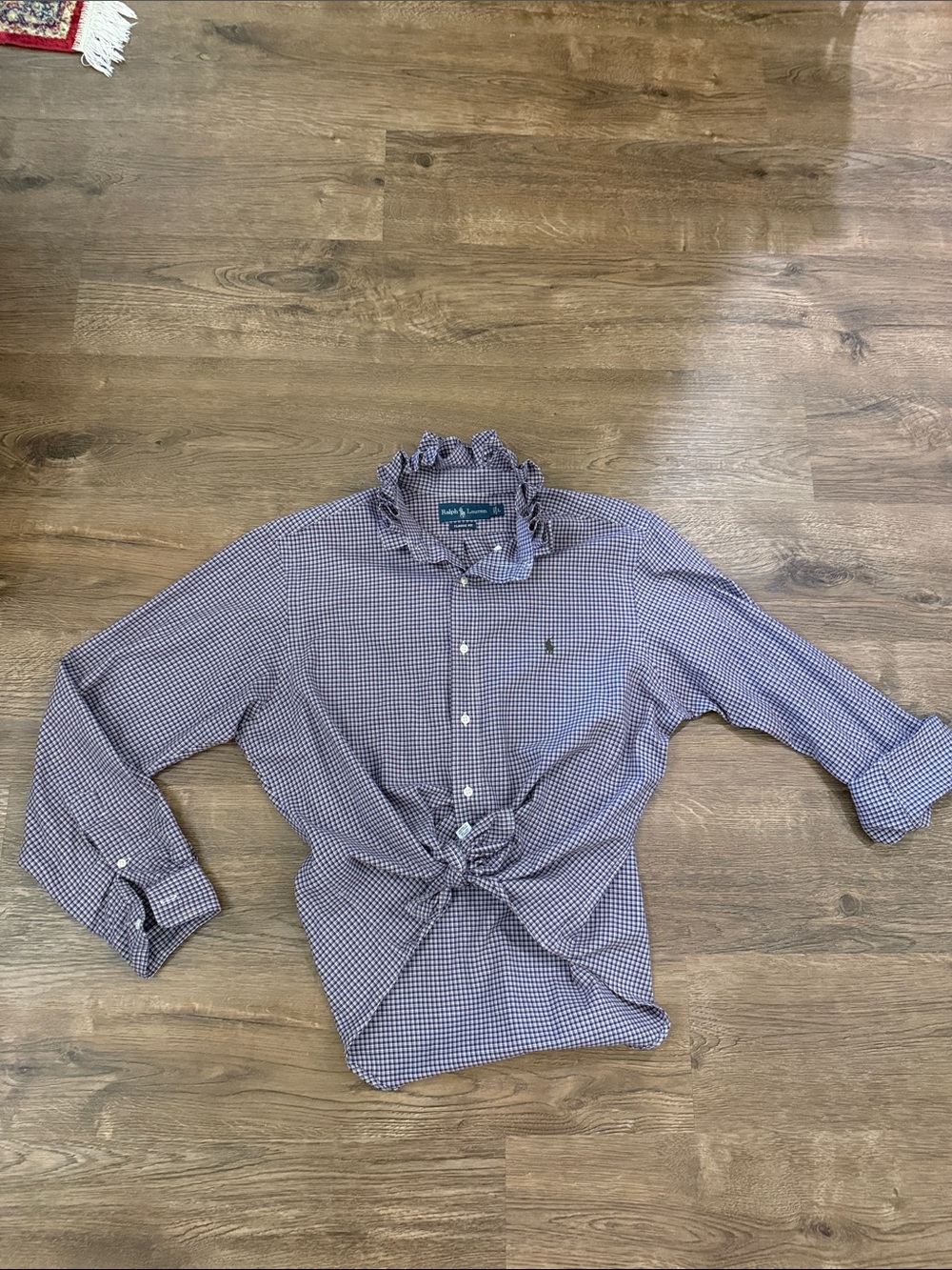 Ruffled collar Ralph Lauren Men’s Purple Gingham Button-Down Shirt Size Large